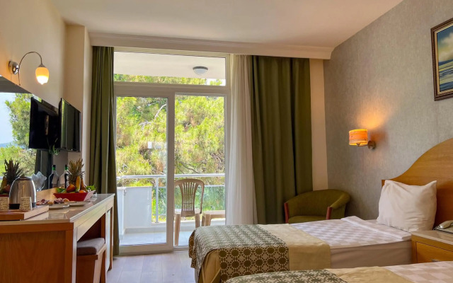 Transatlantik Beach Hotel