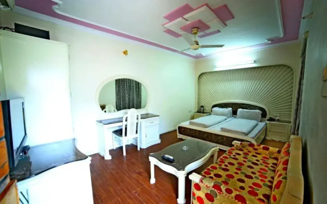 Hotel Naveen