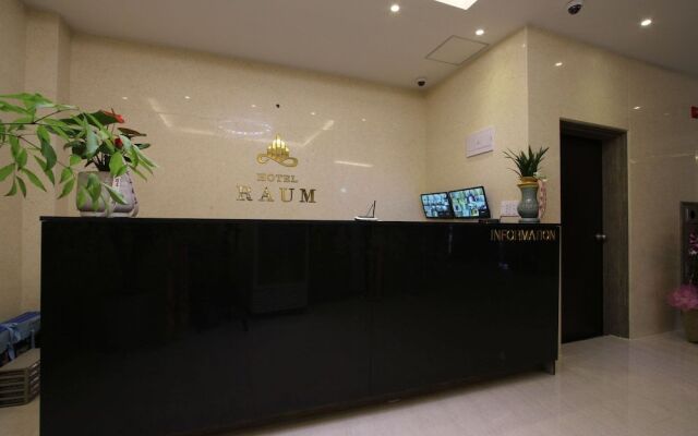 Raum