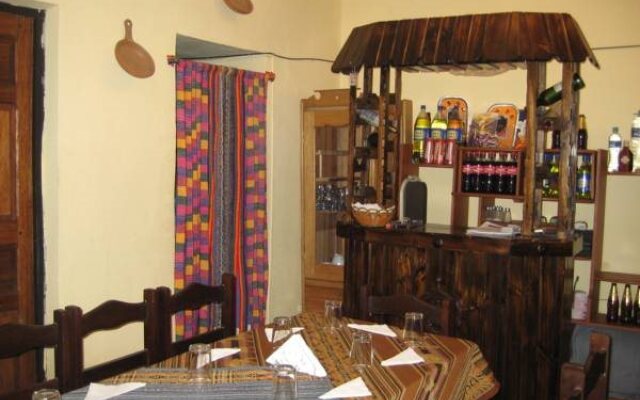Casa Hospedaje La Sambleña