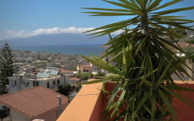 Orsalia Luxury Suites