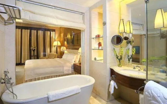 Regency Hotel