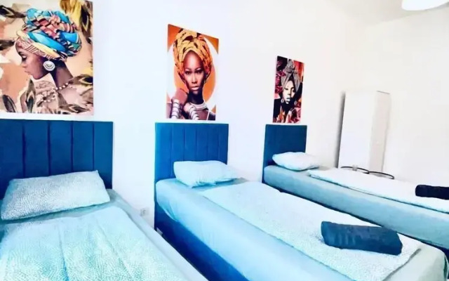 Spacious 4BR Apt Perfect for Groups