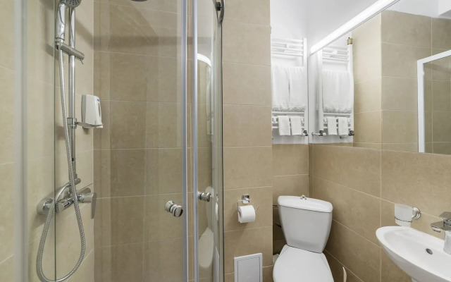 Elizeu Hotel