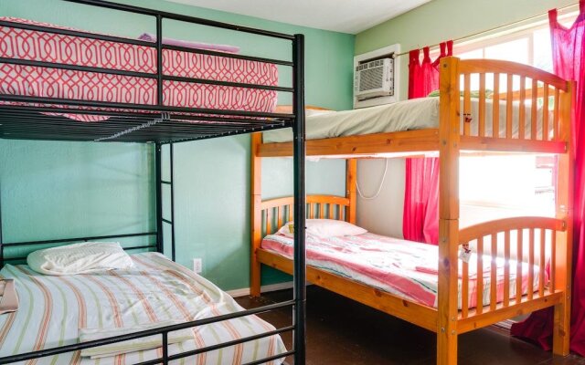 Lahaina's Last Resort Hostel