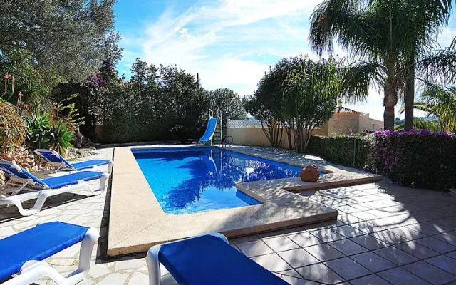 Villa Aviles