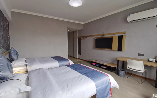 Junyi Chain Hotel (Anqing Tongcheng Haifeng Road)