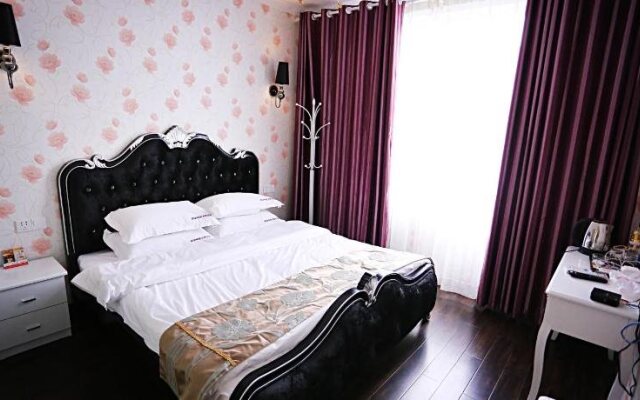 Nanian Jinri Hotel