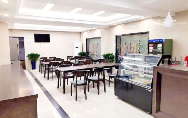 Beijing Huatongxin Hotel