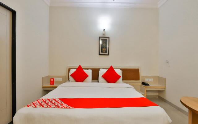 OYO 18373 Hotel Europa Inn