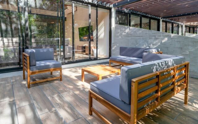 Condo Anahuac - Luxury At AWA Residences