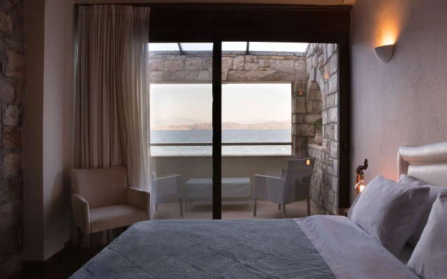 ENALIO Suites