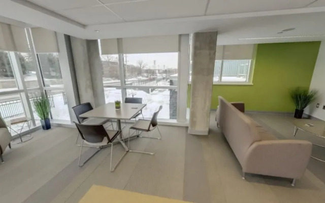 Western Bed and Breakfast - Ontario Hall