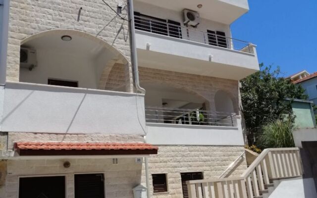 Apartment Vesna - comfortable: A1 Trogir, Riviera Trogir