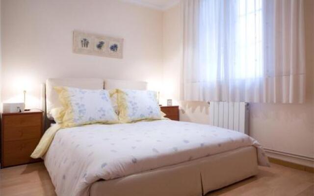 Gran vía Classic Apartment