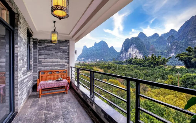 Yangshuo Xingping Island Resort