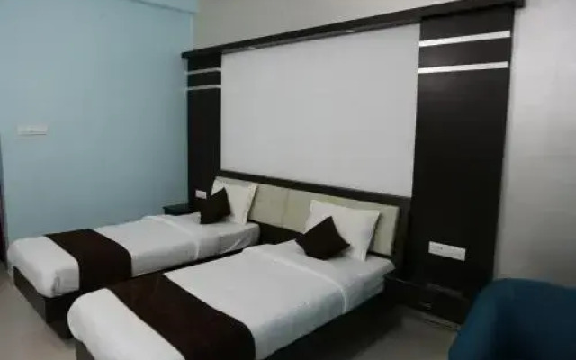 Pinetree Lodge