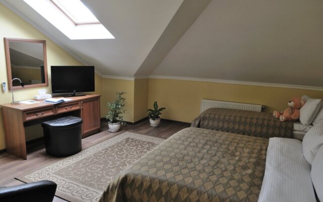 MelRose Hotel