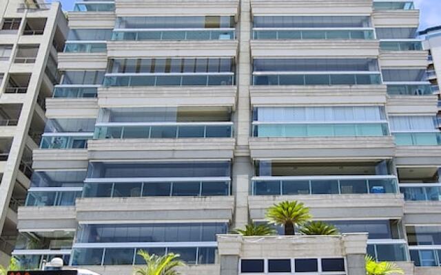 Apartamento Mirante Astúrias - Guarujá