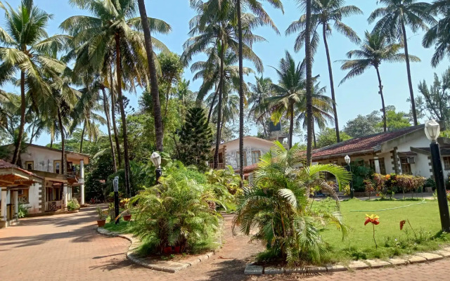 Golden Swan Beach Resort