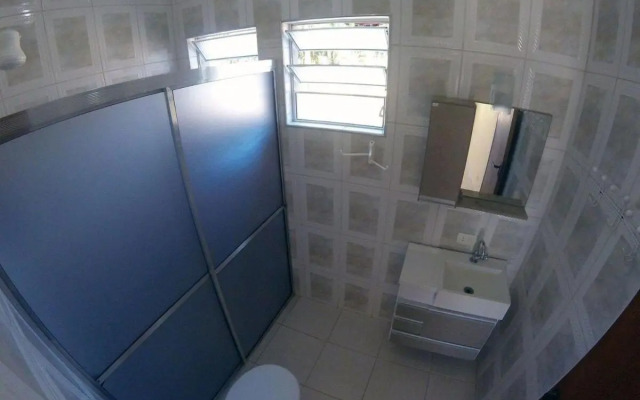 Casa aconchegante pé na areia c/ 5 quartos.