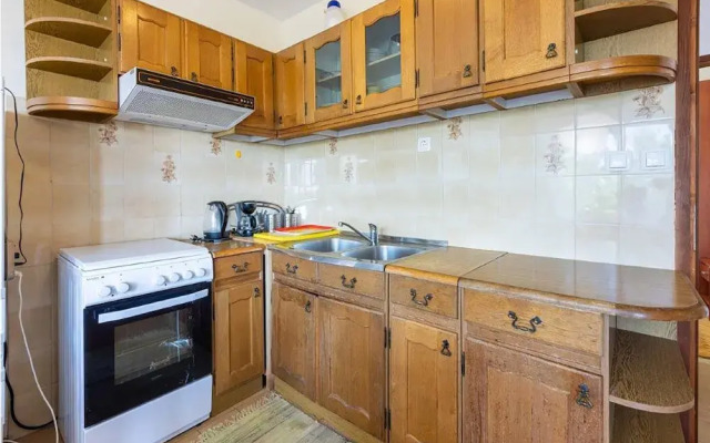 Amazing Apartment in Dramalj With Wifi and 2 Bedrooms