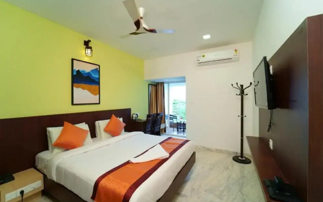 Hotel Grand Padappai Residency