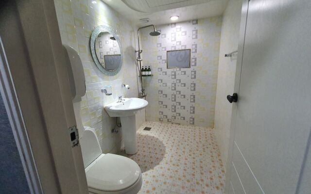 Hotel Bom