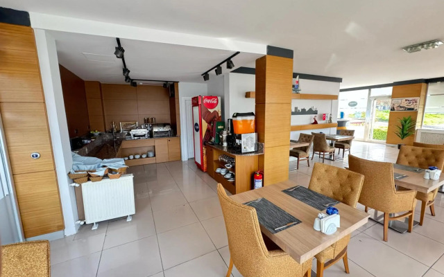 Lounge Boutique Hotel