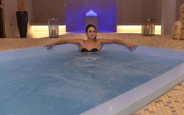 Hotel Prime Grand by FabHotels