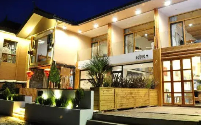 Liangzhu Meisu Hostel