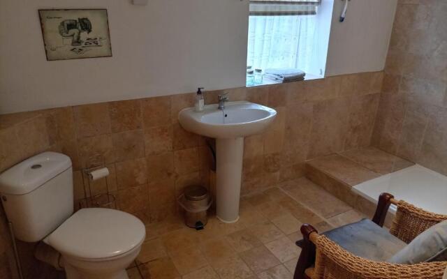 character breton cottage