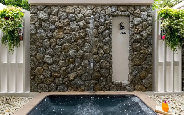 Katamanda 3 Bed Tropical Villa B3 Near Kata Beach