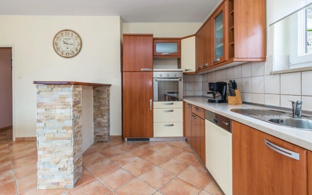 Nice Home in Matulji With Wifi and 2 Bedrooms