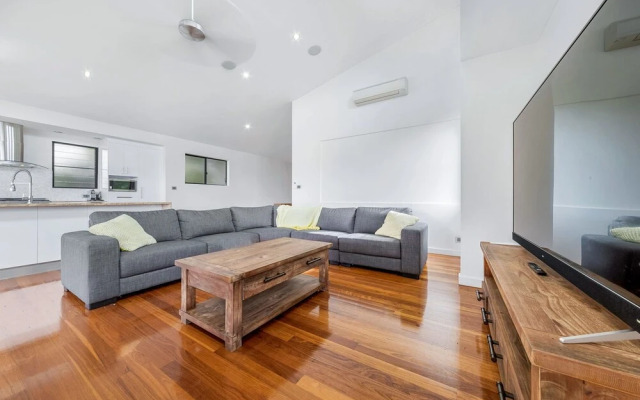 La Casa - Airlie Beach