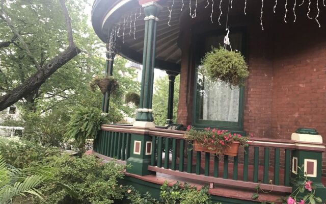 The Gables Bed and Breakfast Philadelphia