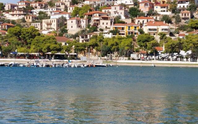 Amazing Theokritoy B2 in Tripolis free parking