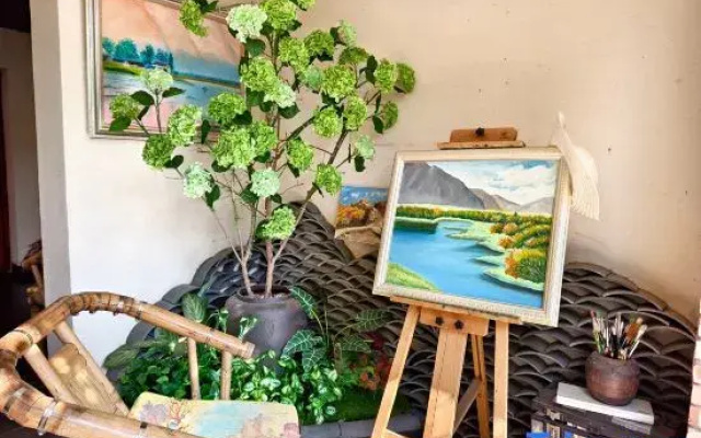 Jianshui ancient city second flower inn