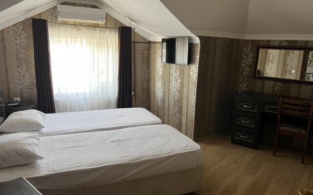 5 Seasons Mini-Hotel