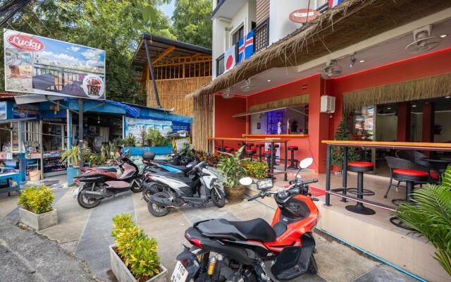Lucky Patong Hotel