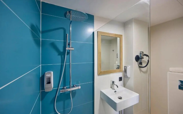 AHOI! Urban Beach Hotel