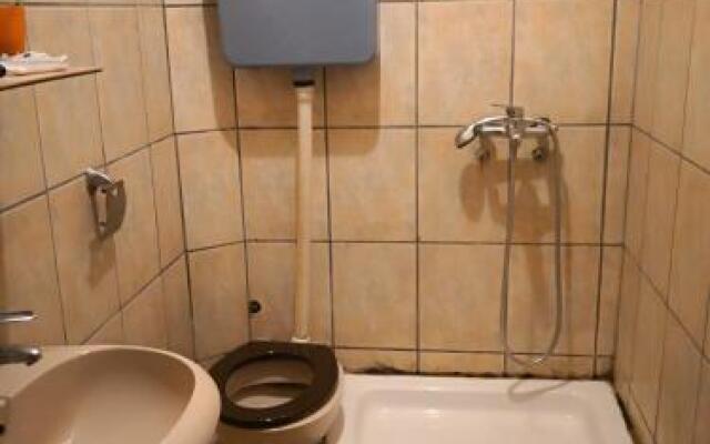 Motel Tomic