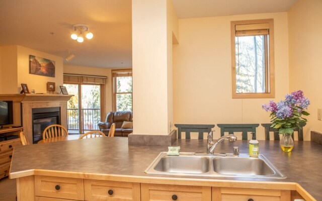 8176 Silver Mill 2 Bedroom Condo by RedAwning