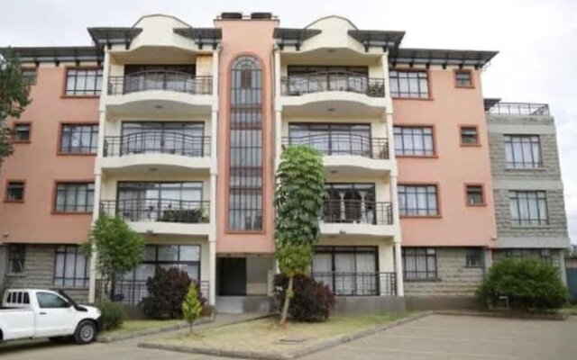 3-bed Apartment in Nanyuki With Golf Course Views
