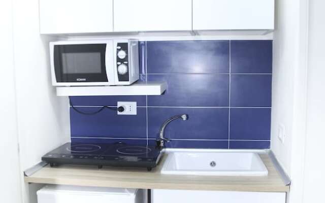 Colorful Sea View Apartments