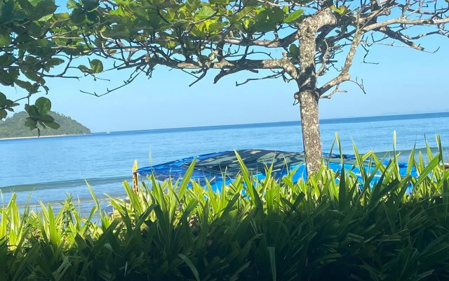 Suítes Pé na Areia