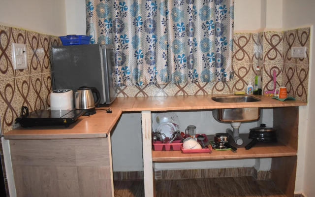 Spectrum Hub beach side Studio Apartment - Candolim - Goa