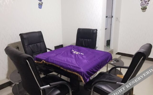 Ya'an Shangli River Inn