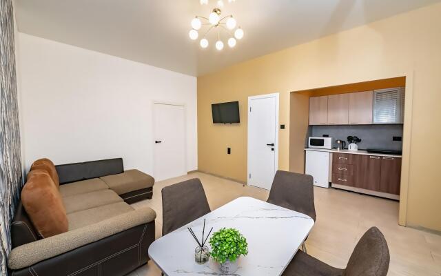 Sunrise flat (Санрайз флэт) на улице Фокина