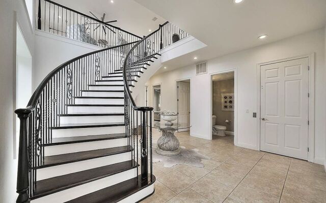 Bella Destina by RedAwning